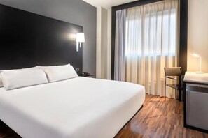Room - Hotel Kasa Stays Spain (Columbus)