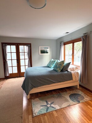Room - Sweet and Private Apartment Close to Everything Beautiful and Fun! (El Granada)