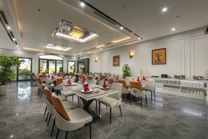 Dining - Sapphire 2 Ha Long hotel (Bai Chay)
