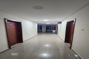 Khu sảnh