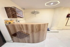 Reception - FabHotel Gaurav Galaxy (Kanpur)