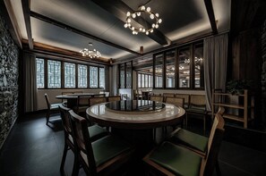 Dining - Jingyu Cloud Realm Mount Hotspring (Ngawa Autonomous Prefecture)
