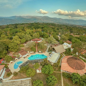 Kolam renang