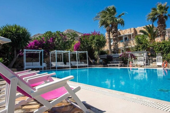 Pool - Irini Hotel (Tilos)
