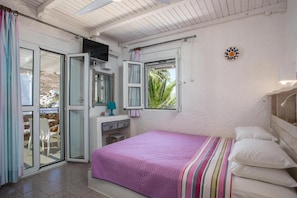 Room - Irini Hotel (Tilos)