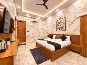 Room - Hotel Raghav INN (Vrindavan)