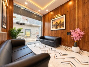 Lobby - Hotel Raghav INN (Vrindavan)