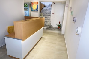 Friendly & Efficient Reception Desk - Amara Solar Living Partial Sea View Apartment (Agia Marina)