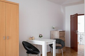 Untagged - La Perla - Longing for the Sea (Überlingen)