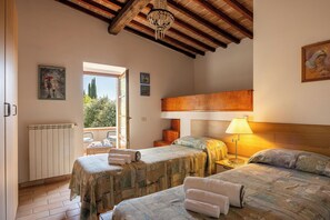 Autumn, Bedroom, Spring, Summer