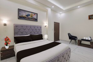 Room - Super Hotel O Clock Tower Dehradun (Dehradun)