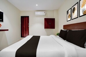 Room - Super OYO Hotel O Pydithalli Ammavari (Vizianagaram)