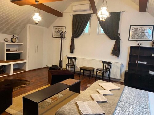 LILU HOUSE