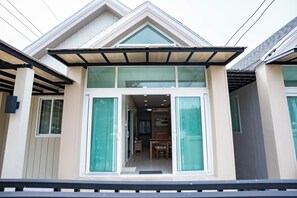 Bahagian luar