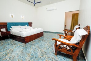 Room - Adam palace  (Edava)