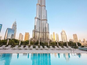 Pool - Bright apartment in brilliant Dubai with cool AC for your stay (Dubai)