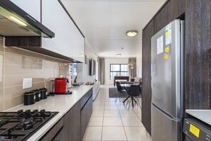 Interior - The Sandown Escape, Pool and Gym by ctha (Cape Town)