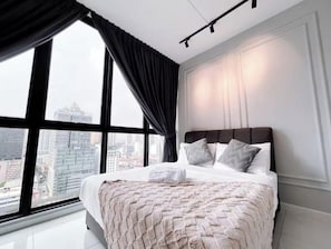 Room - Majestic Escape| Modern| 2BR| Pool & Gym (Kuala Lumpur)