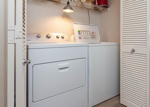 Interior - Phoenix East 705 1 Bedroom Condo (Orange Beach)