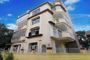 Ngoại thất