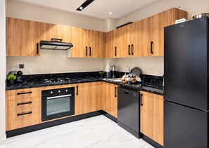 Private kitchen - New Listing (Âïn-Harrouda)