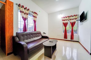 Living area - Hotel O Kodaikanal Vilpatti (Kodaikanal)