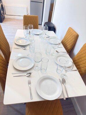 Dineren