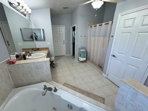 Bathroom - The Bonnet Bend- Old Florida River Escape in Astor (Astor)
