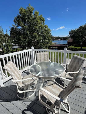 Outdoor dining - The Bonnet Bend- Old Florida River Escape in Astor (Astor)