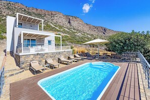 Pool - Villa Siren - Three Bedroom Villa, Sleeps 6 (Elounda)