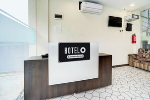 Lobby - Super Hotel O Manish Nagar (Nagpur)
