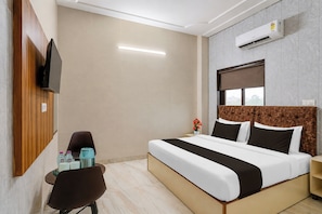 Room - Super Collection O Sector 78 Mohali (Mohali)