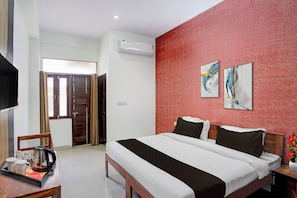 Room - Townhouse Manipal University Highway (Jaipur)
