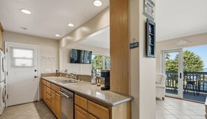 Kitchen - Anchors Away - Pacific Grove Condo - Your Oceanfront Beach Pad (Pacific Grove)