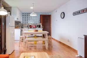 Private kitchen - O Almacen Apartments (Fisterra)