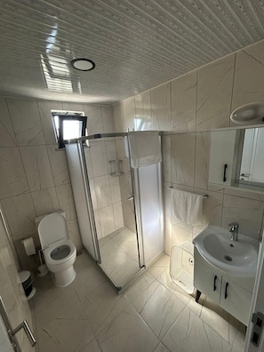 Bathroom - Taşucu köylü pansiyon (Taşucu)