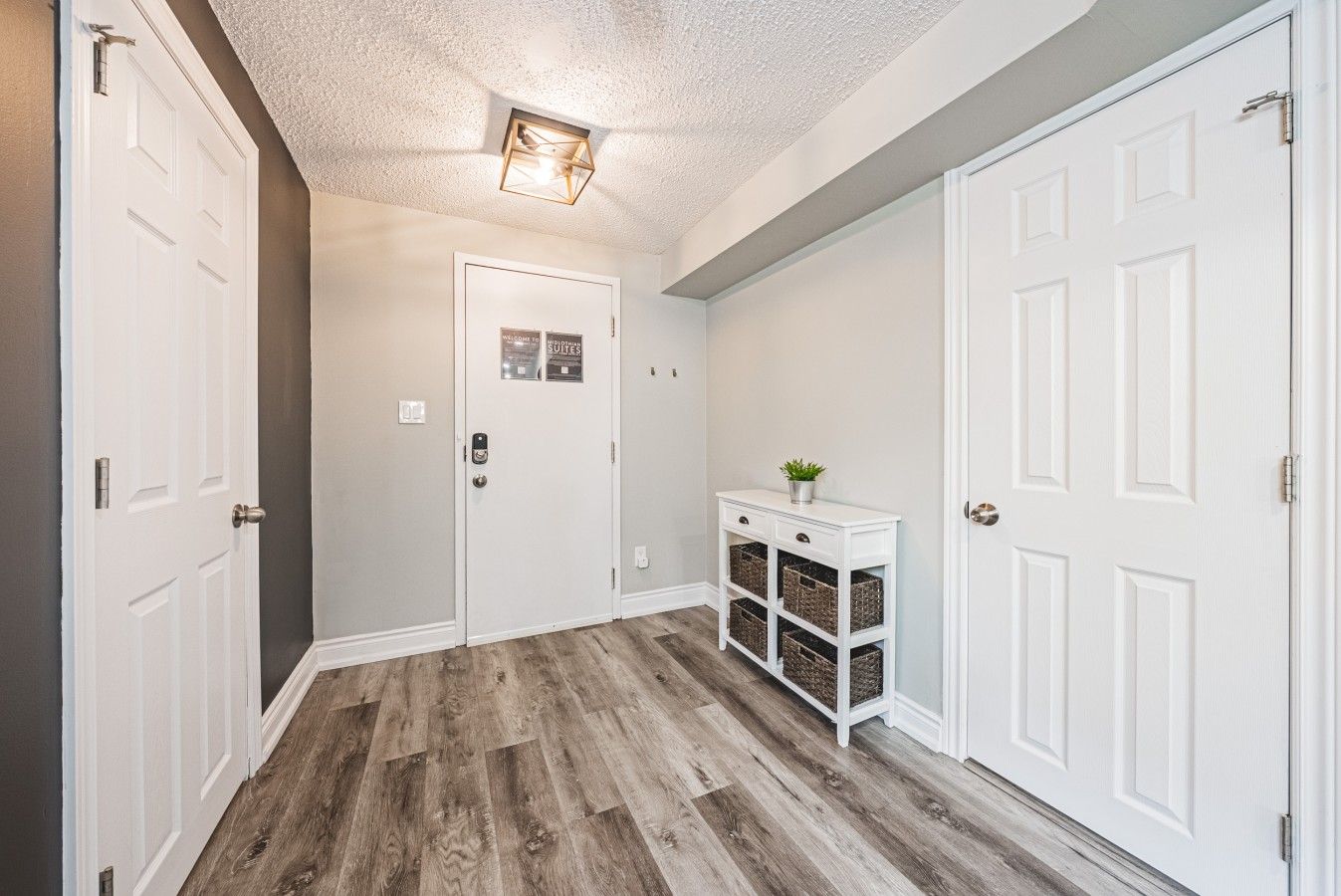 Unit 3 - entryway