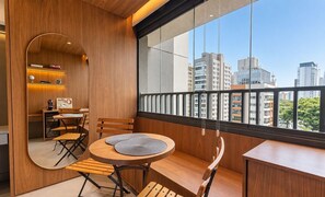 Dining - Well-located Studio in Condo. w/ Pool Gop0092 (São Paulo)