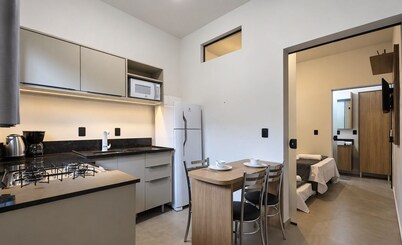 House in Condo. w/ City View Obo0004