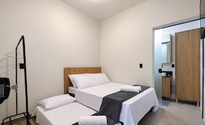 Room - House in Condo. w/ City View Obo0004 (Penha)