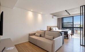 Living area - Studio in Condo. w/ Pool & City View Sot0102 (Florianópolis)