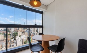 Dining - Studio in Condo. w/ Pool and View Upa1805 (São Paulo)