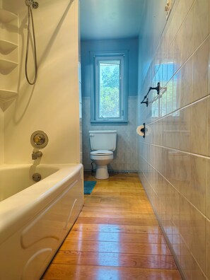 Bathroom - Cozy Suit in Odessa (Loyalist)