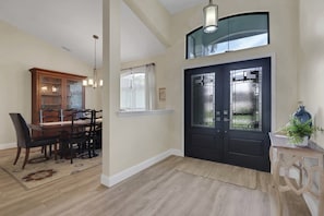 Dining - The Capes Cozy Corner 1016 SW Cape Pool Home, Gulf Access (Cape Coral)