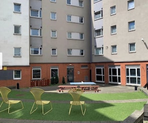 Terrace/patio - Super Cosy Studio Flat in Birmingham City Centre for Students! (Birmingham)