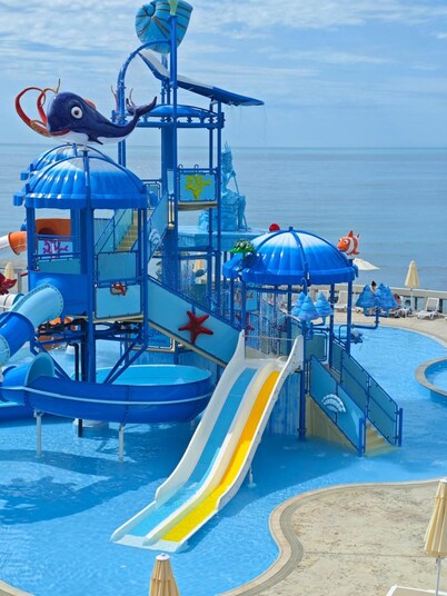 Royal Bay Resort