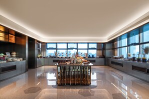 Petit déjeuner buffet