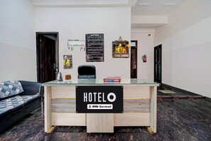 Lobby - Hotel O Sector 69 Gurgaon (Gurgaon)