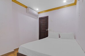 Room - Hotel O V Guest Inn (Hyderabad)