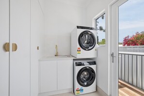 Laundry - Three-Bed Vic Park Haven (Victoria Park)